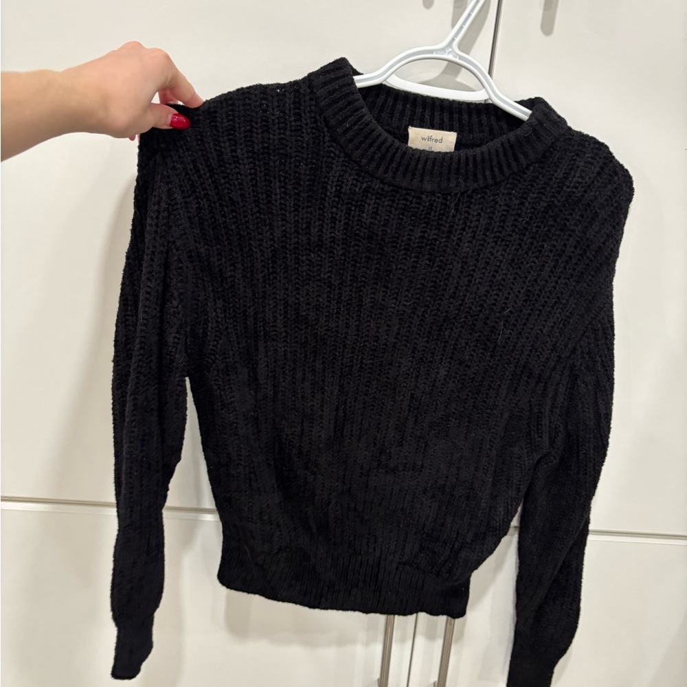 Wilfred Black Crew Neck Sweater